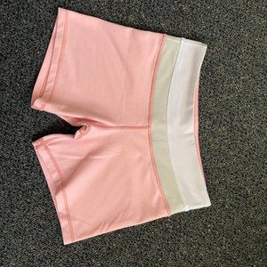 Size 4 Lululemon Groove Shorts